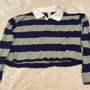 Junior size shirt Size M